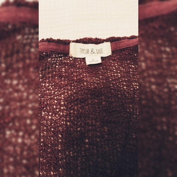 Maroon Knit kimono - Picture 3 of 3